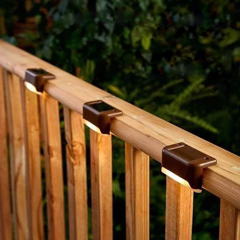 "SolarDeck" Taaslaetavad päikesepaneelidega tuled