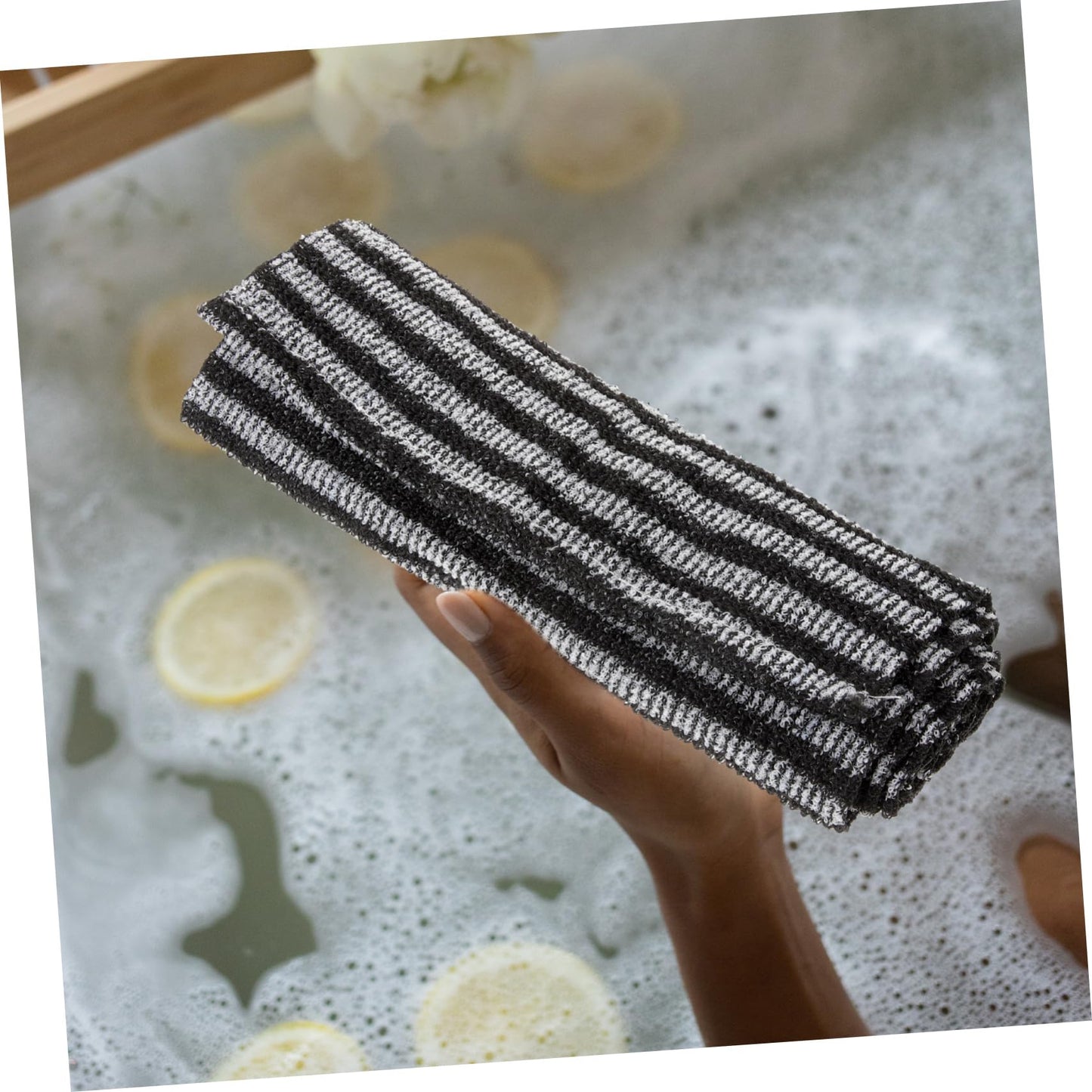 BLISSAL antibakteriaalne kooriv duširätik – pehme ja särav nahk ilma vaevata!