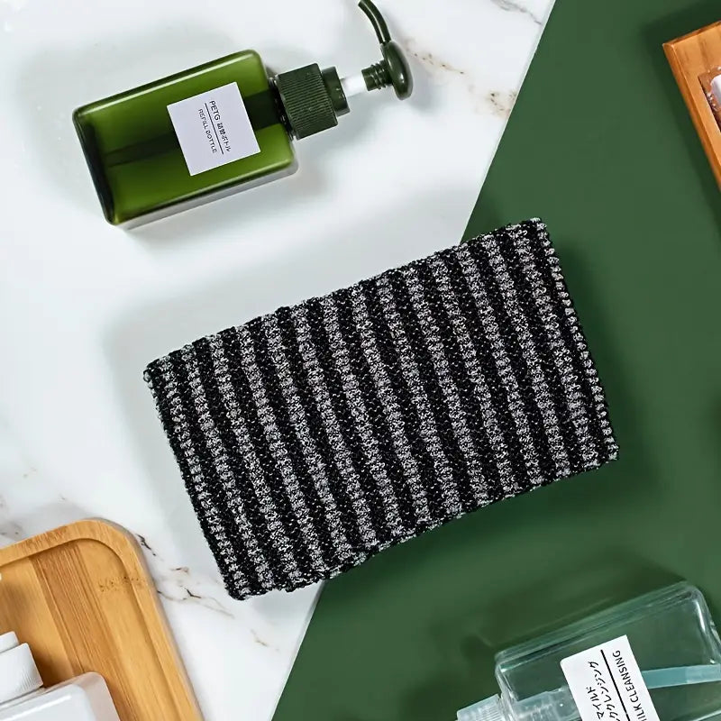 BLISSAL antibakteriaalne kooriv duširätik – pehme ja särav nahk ilma vaevata!