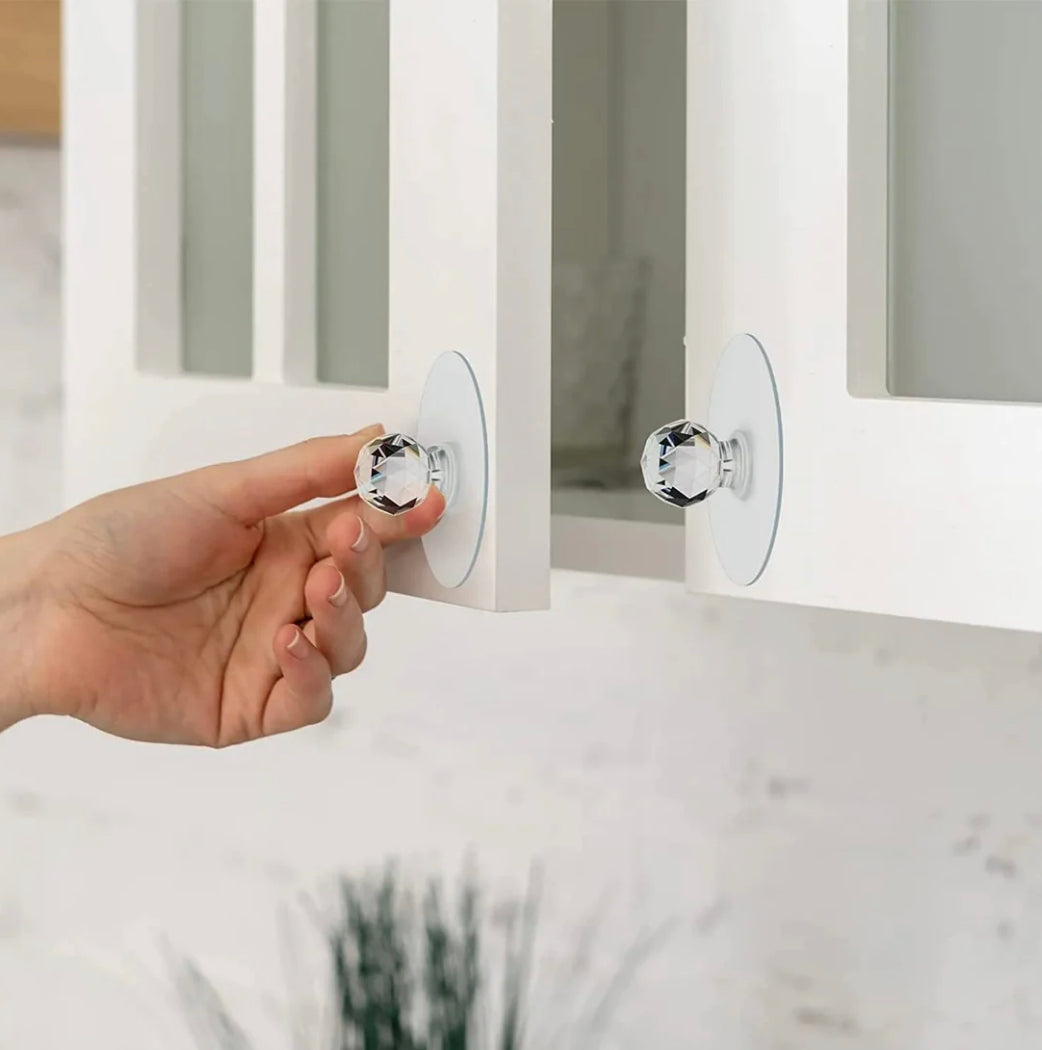 Läbipaistev kleepuv käepide