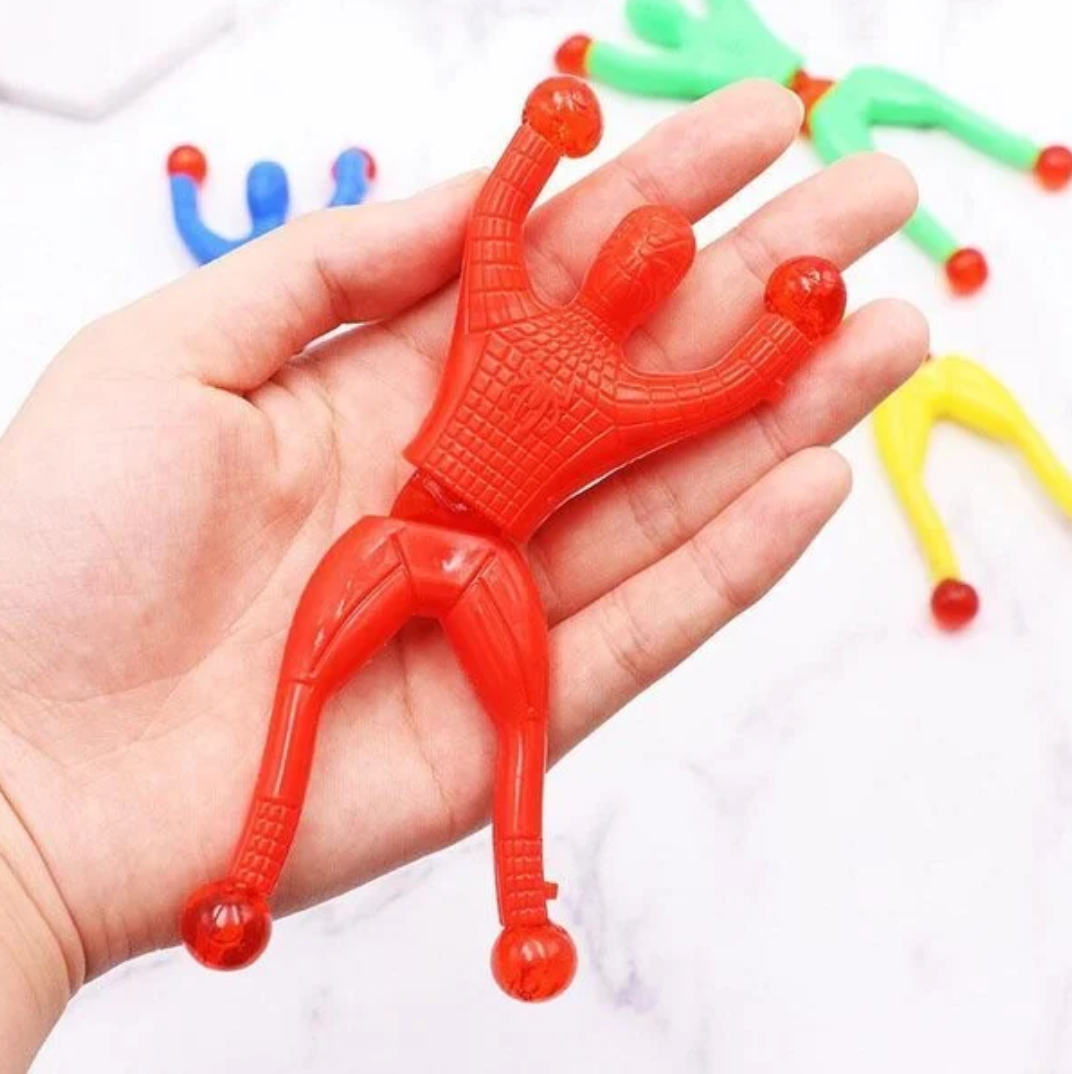 Seinale ronivad mehed