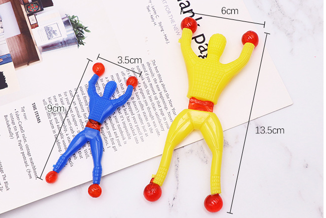 Seinale ronivad mehed