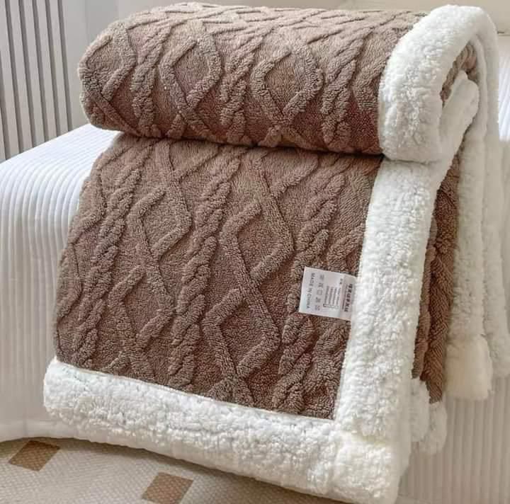 Topelt paks koonus tekk 200 x 230 cm