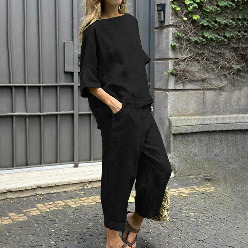 ÜLIKOND ON DEKONSTRUEERITUD ÜHEVÄRVILISEST MATERJALIST JA LINASEST RIIDEST