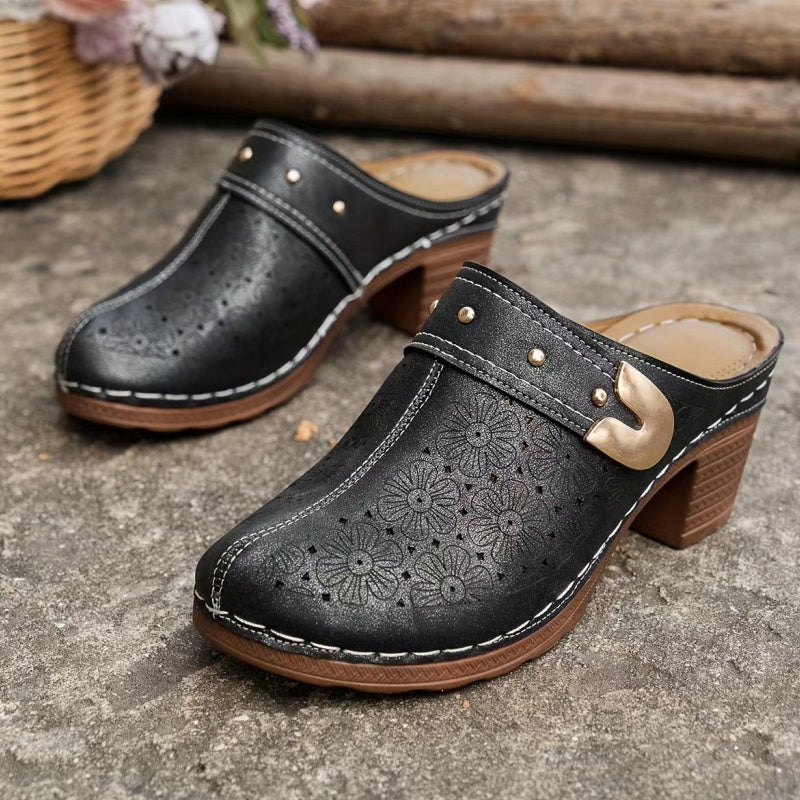 Naiste kinnised massiivsed sandaalid